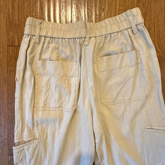 Rachel Zoe Linen tan cropped cargo pants size 8 - Picture 9 of 10